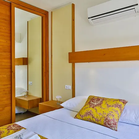 Cinarlar Apartmanhotel 2*